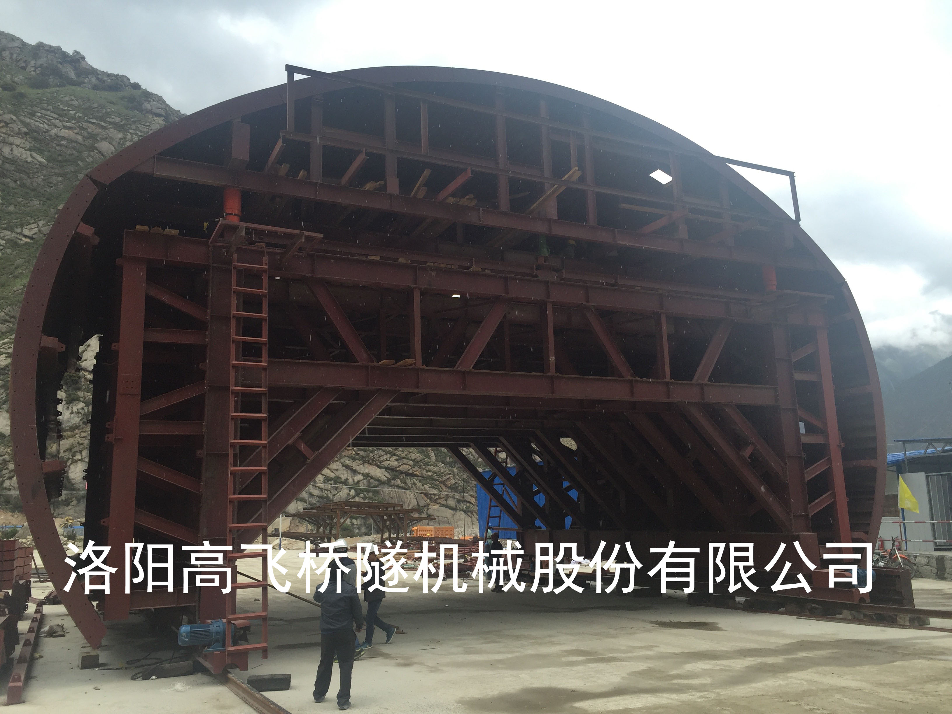 拉林鐵路中鐵十八局西藏公司三線(xiàn)鐵路臺(tái)車(chē) 拉林鐵路中鐵十八局西藏公司三線(xiàn)鐵路臺(tái)車(chē)