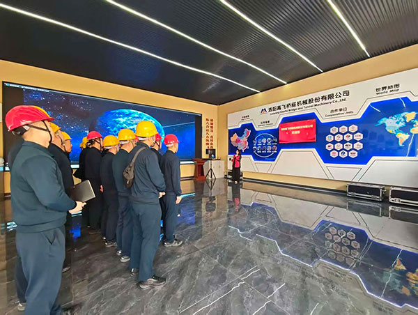 鋼模臺(tái)車參觀交流